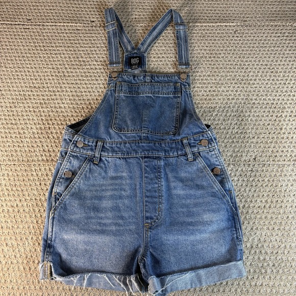 BDG Urban Outfitters Overall Shortalls Blue Denim Med‎ Wash Pockets Buttons Sz M - Picture 1 of 10